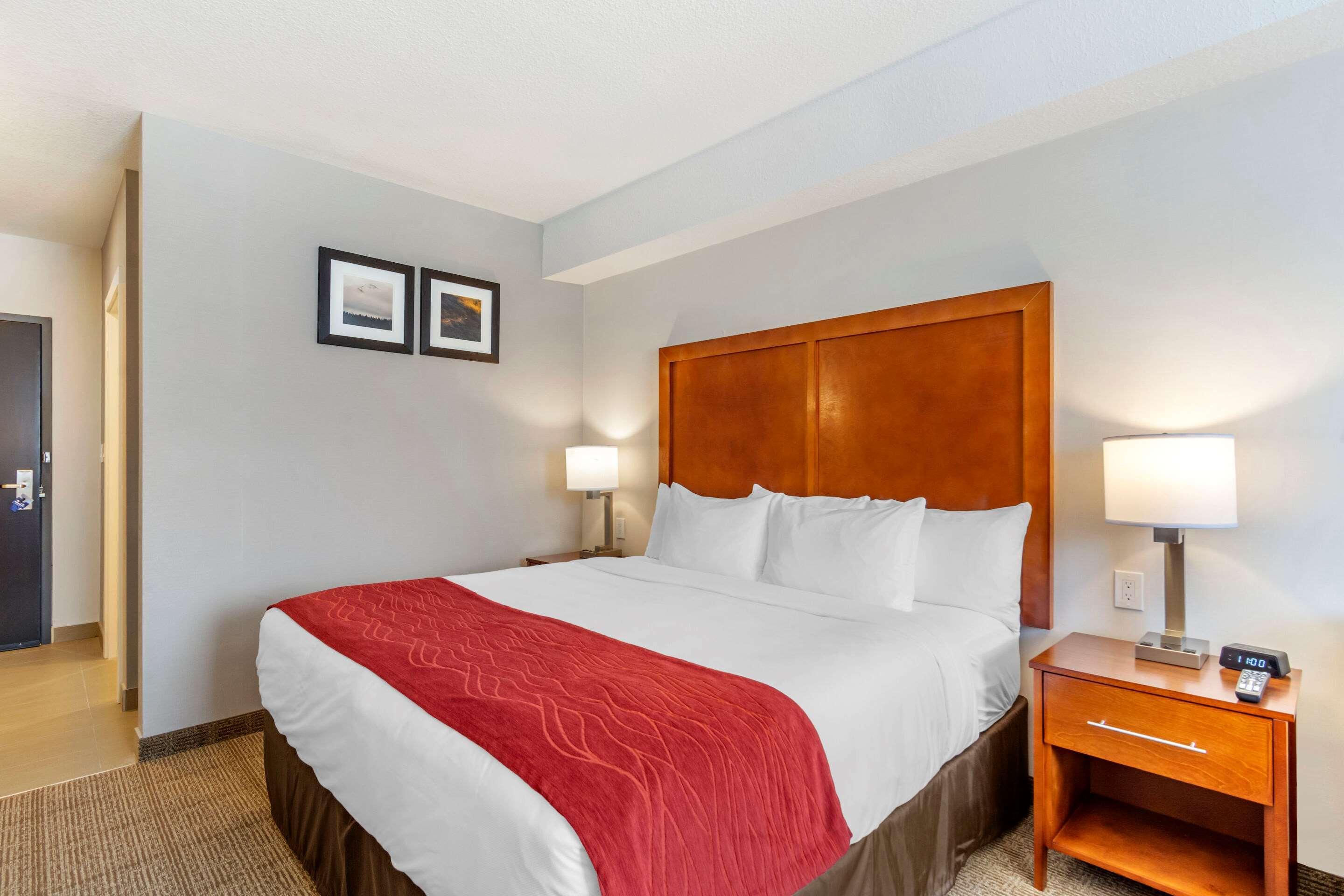 Comfort Inn & Suites Valemount Luaran gambar